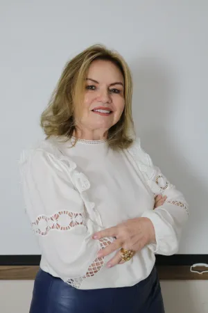 Glória Maria Guimarães Cruvinel